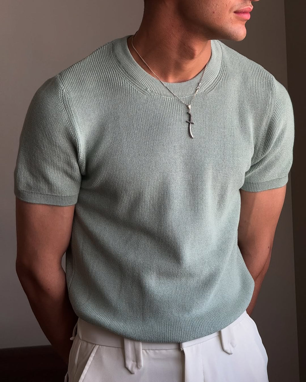 Round Neck Textured Knit T-Shirt – Sage Green