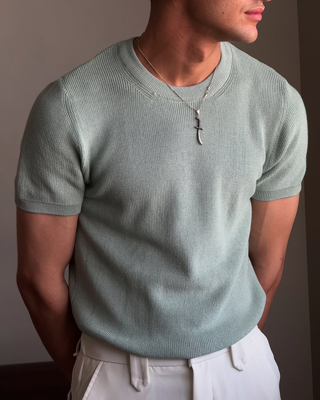 Round Neck Textured Knit T-Shirt – Sage Green