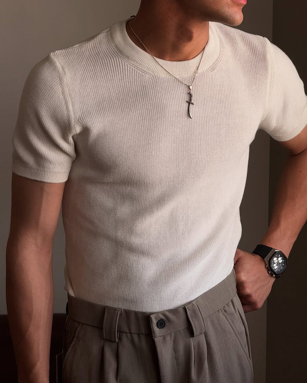 Round Neck Textured Knit T-Shirt – off white